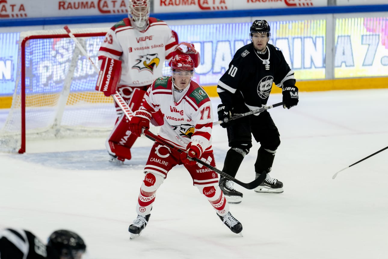 Vaasan Sportin Jasper Valtanen tulee helpottamaan RoKin puolustuksen poissaoloja.