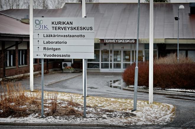 Kurikan terveyskeskuksen pääovi on suljettuna seuraavan kahden viikon ajan. Arkistokuva: Tomi Kosonen