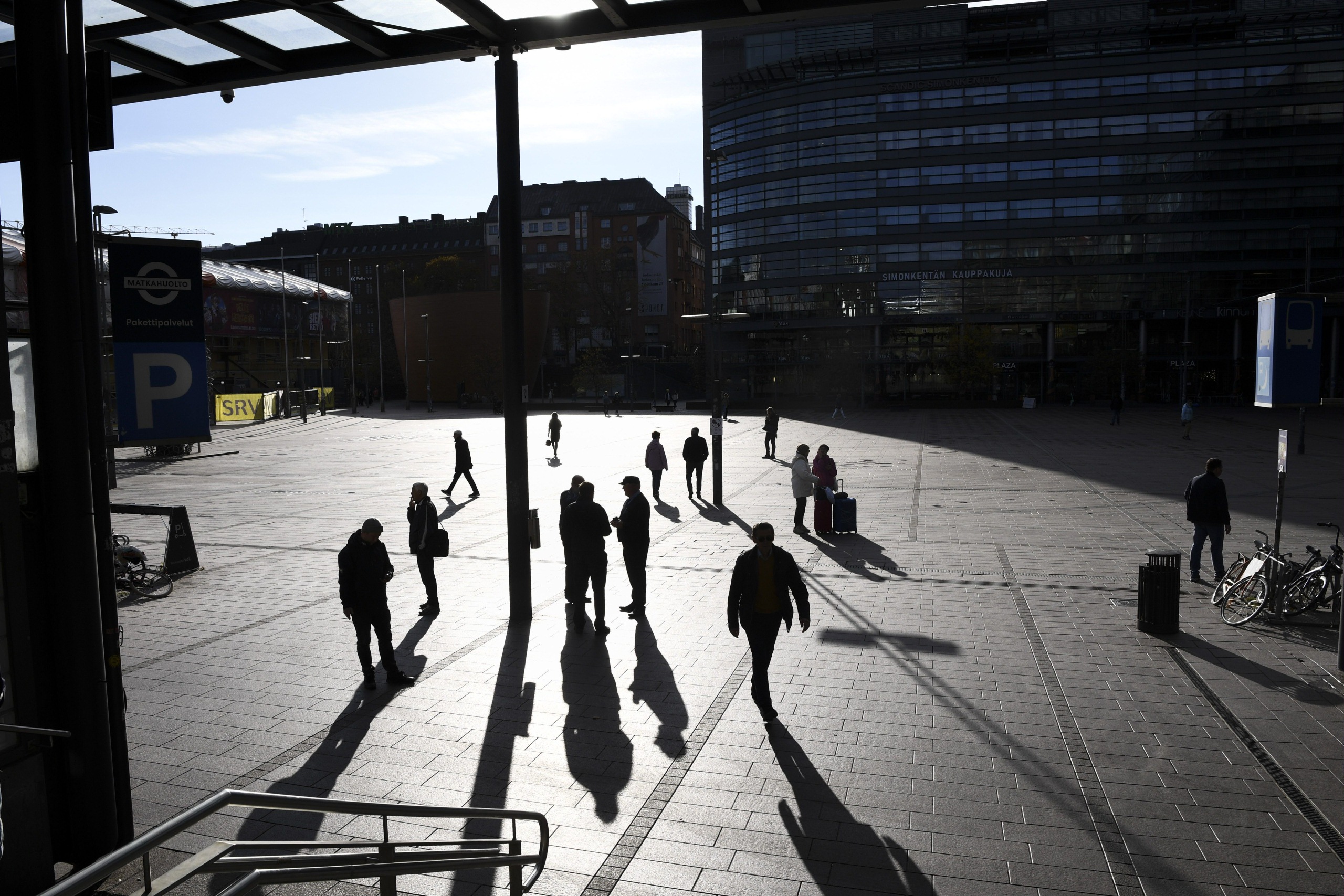 Kysely: Ulkomaalaiset työntekijät vaikuttavat myönteisesti työpaikan ilmapiiriin