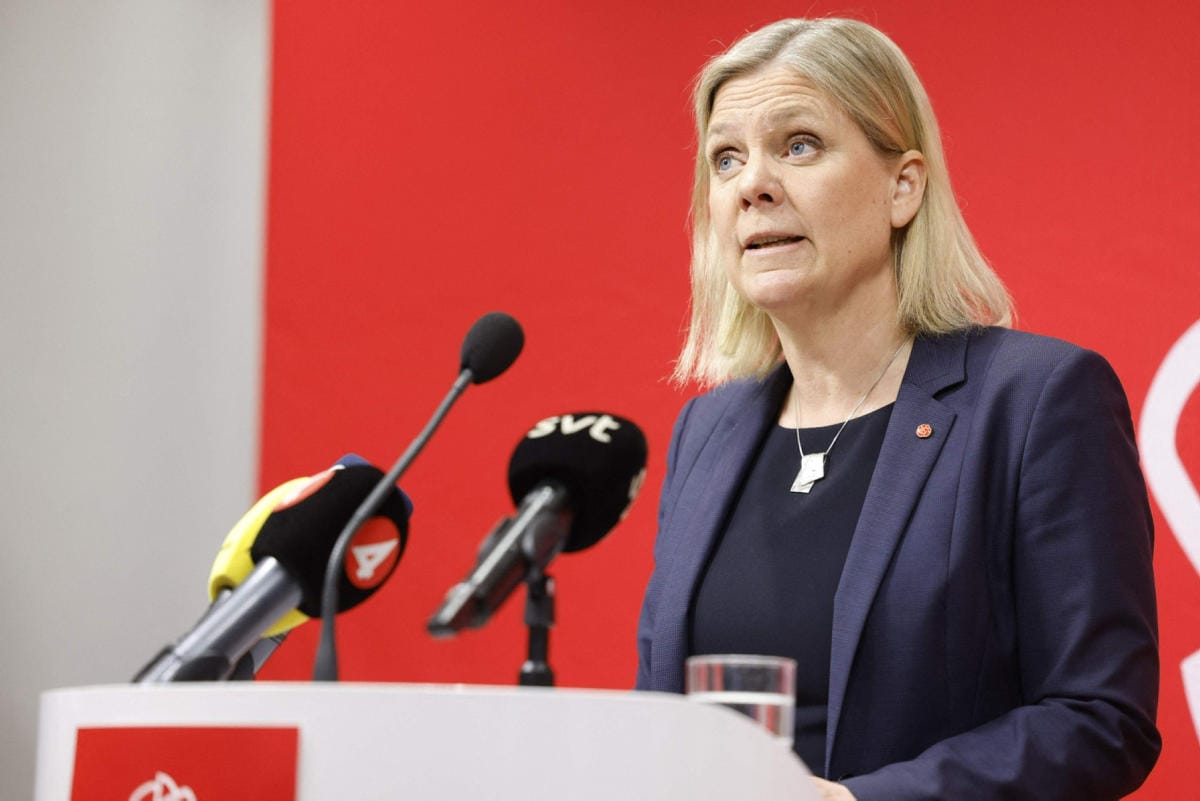 Ruotsin pääministeri Anderssonin mukaan puolustusyhteistyö Suomen kanssa kärsisi myös, jos Suomi olisi Natossa ja Ruotsin ulkopuolella. LEHTIKUVA/AFP