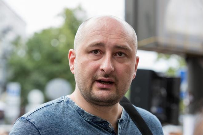 Arkadi Babtshenko pakeni Venäjältä Ukrainaan yli vuosi sitten, koska pelkäsi turvallisuutensa puolesta. KUVA: INNA SOKOLOVSKA/EPA