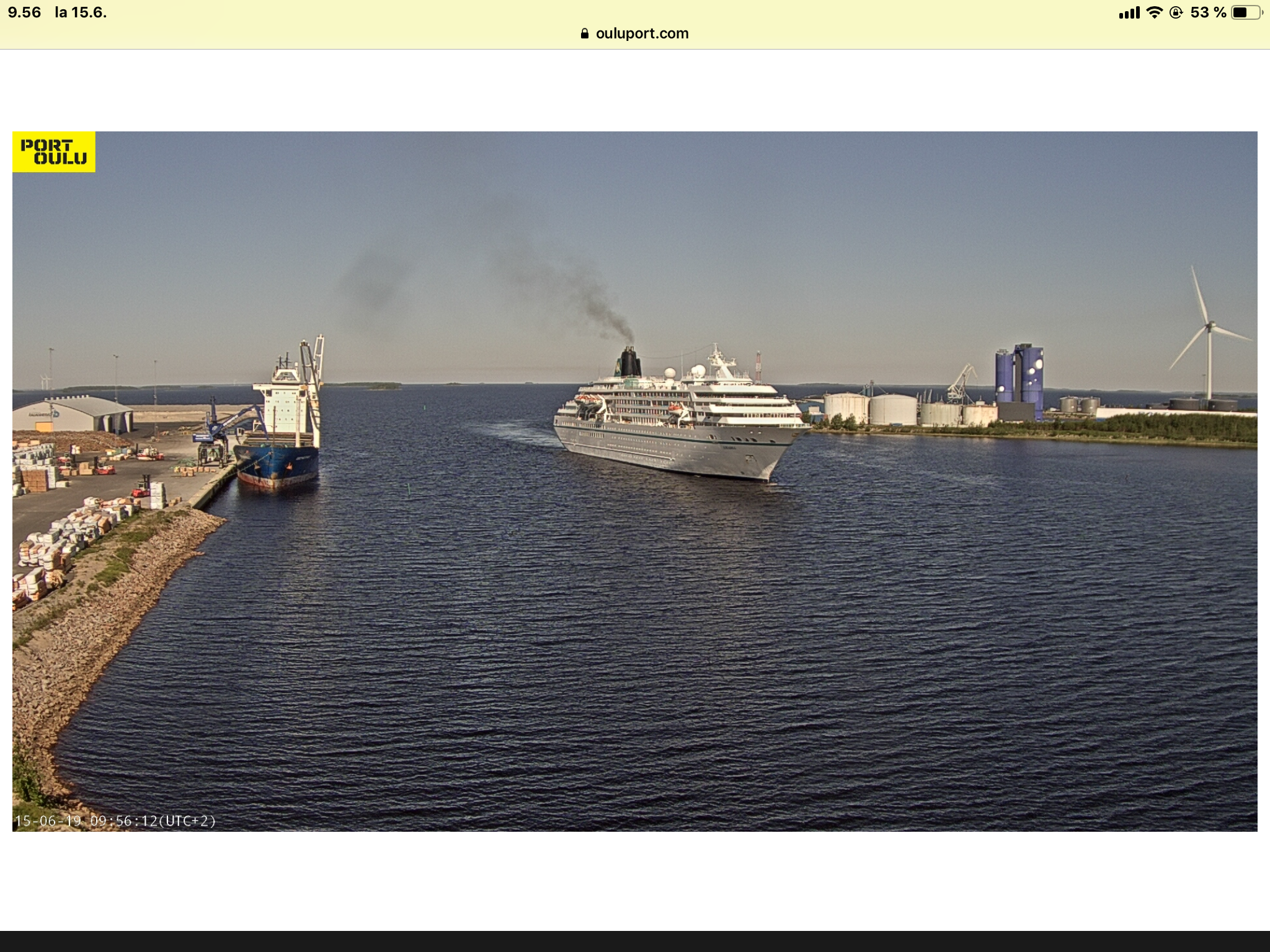 Risteilyaluksen saapuminen tallentui satamakameraan.