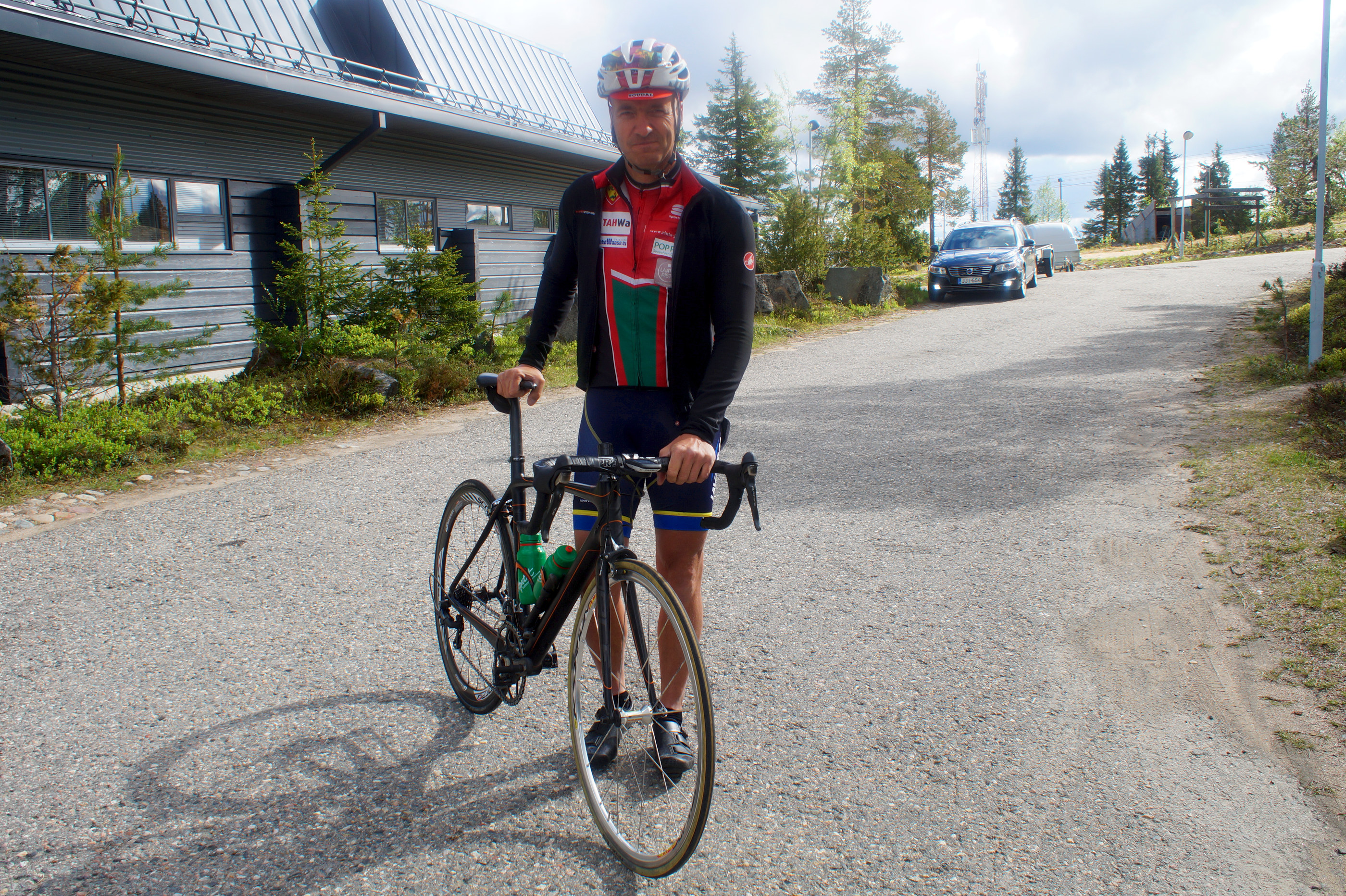 Mikko Aalto kehui pyöräilyn SM-kilpailuja hienosti järjestetyksi tapahtumaksi ja jäi viikoksi Syötteen maisemiin pyöräilemään.