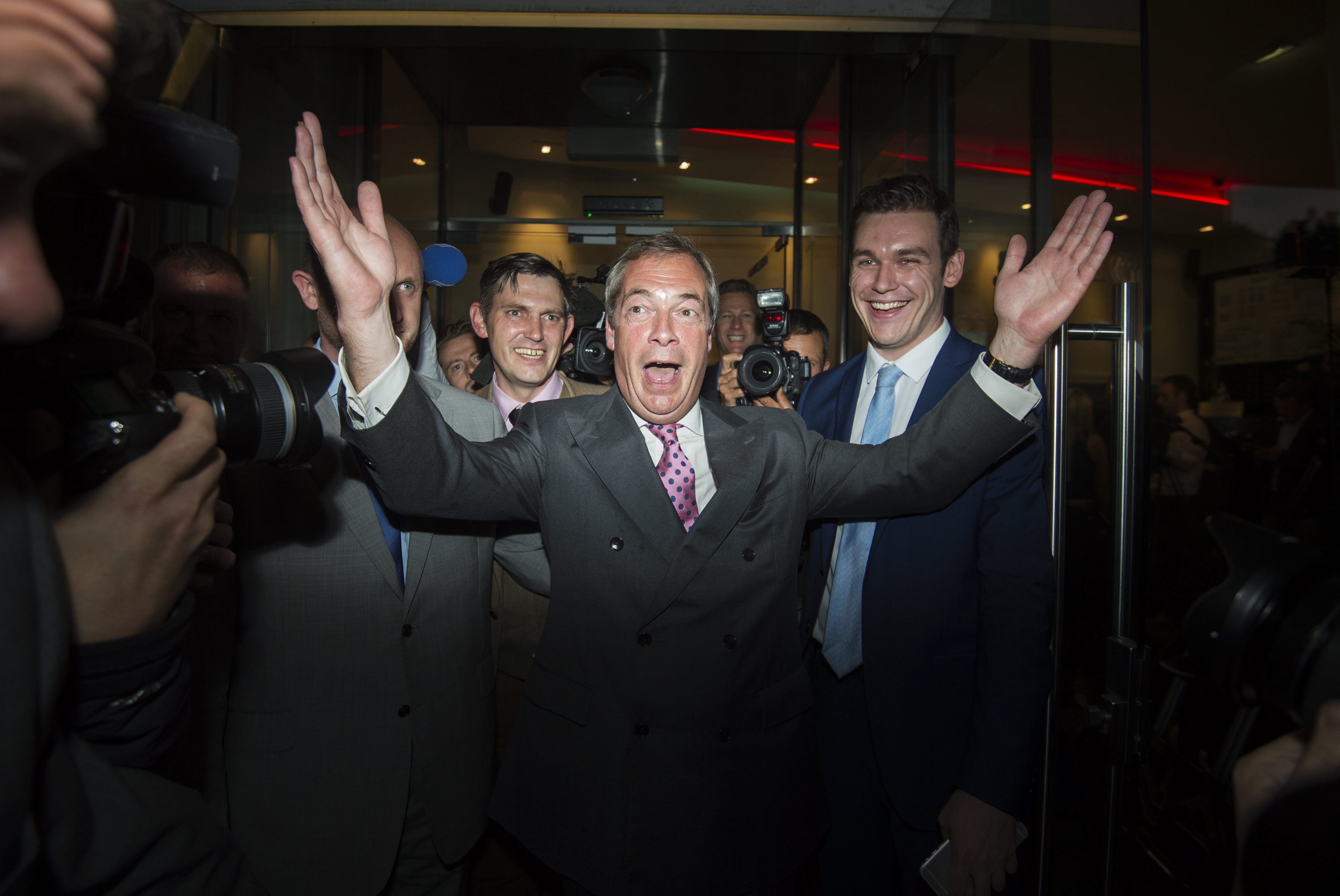 Britannian itsenäisyyspuolueen johtaja Nigel Farage sanoi, että EU-äänestyspäivä eli kesäkuun 23. on "Britannian uusi itsenäisyyspäivä".