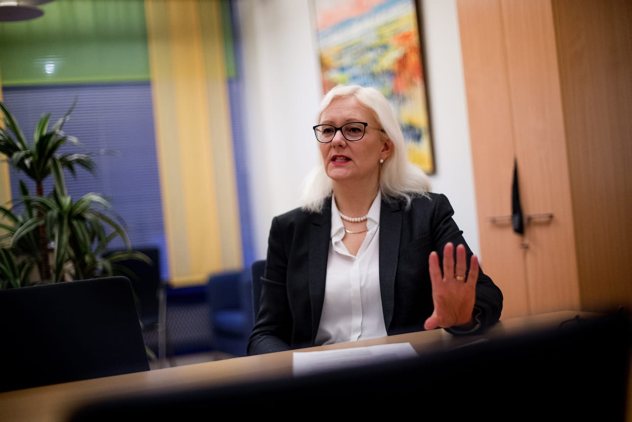 Vamian rehtori Åsa Stenbacka pitää ministeriön päätöstä ikävänä ja yllättävänä. Arkistokuva.