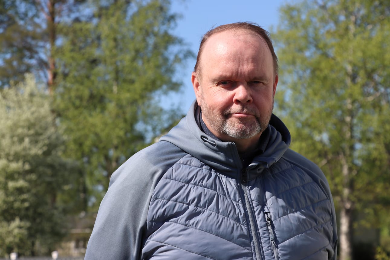 Vimpelin lukion rehtori Marko Timo pitää lukiokoulutuksen säilyttämistä kunnissa arvovalintana.