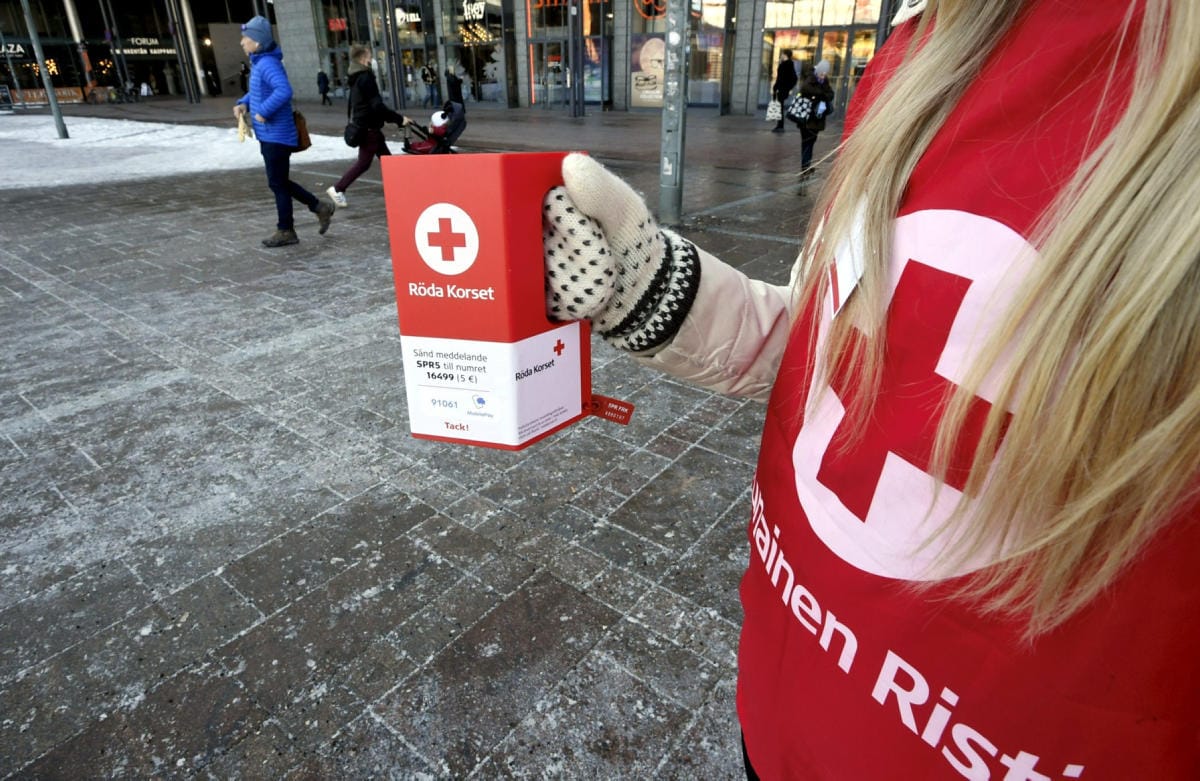 Suomen Punainen Risti lähettää ensimmäiset avustustyöntekijät Ukrainan lähialueille tukemaan kansainvälisen Punaisen Ristin avustusoperaatiota. Arkistokuva. LEHTIKUVA / Markku Ulander