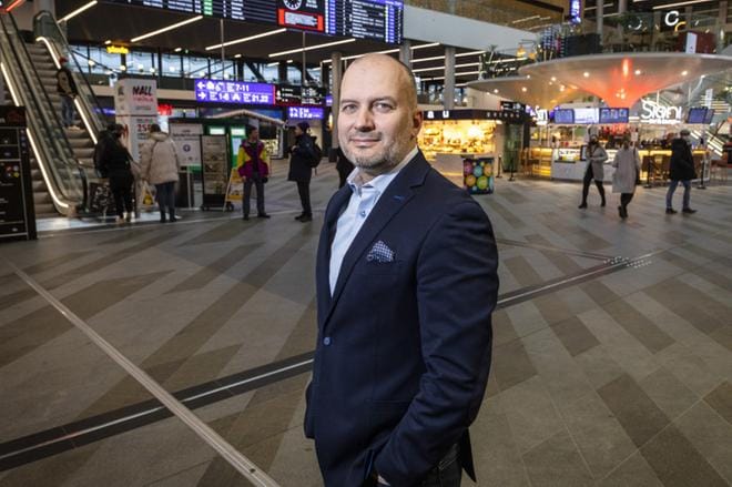 Samu Konttinen tuli Virian toimitusjohtajaksi vuoden alussa. Keväällä konsernin nimi vaihtui Loihteeksi. Konttinen toimi aiemmin F-Securen toimitusjohtajana. ARKISTOKUVA: ESKO JÄMSÄ