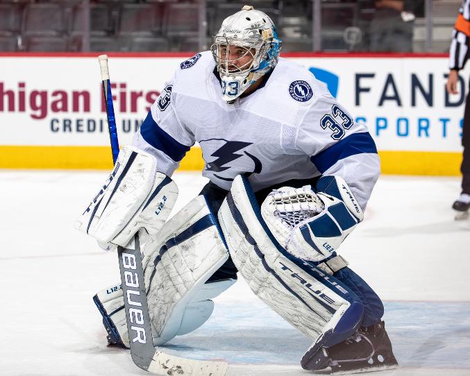 Espoossa kiekko-oppinsa saanut Christopher Gibson torjui ensimmäisen voiton Tampa Baylle