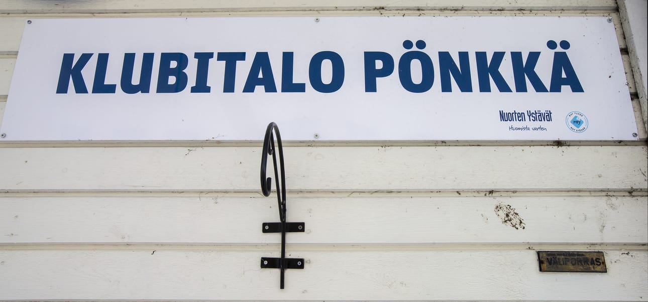 Klubitalotoiminnalla tuetaan yli 18-vuotiaita työikäisiä jotka kaipaavat tukea arkeen, työllistymiseen ja opiskeluun liittyvissä asioissa tai kaipaavat yhteisöä, mielekästä ja tavoitteellista tekemistä arkeensa.