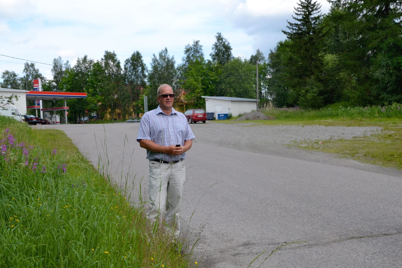 Tarmo Mustosen mukaan Kuusamon ydinkeskustan uudet rivi- ja kerrostaloasunnot vetävät hyvin asukkaita. Teboilin taakse rakennetaan kaksi uutta rivitaloa.