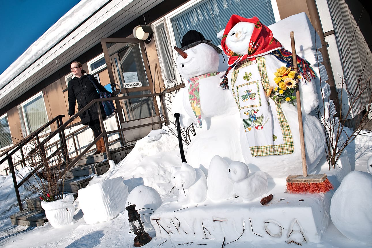 Kotihoito joutuu muuttamaan tehostetun palveluasumisen yksikön tieltä. Sairaanhoitaja Maarit Määttä ei ole siitä pahoillaan, sillä he saavat tilalle uudet ja juuri remontoidut tilat.