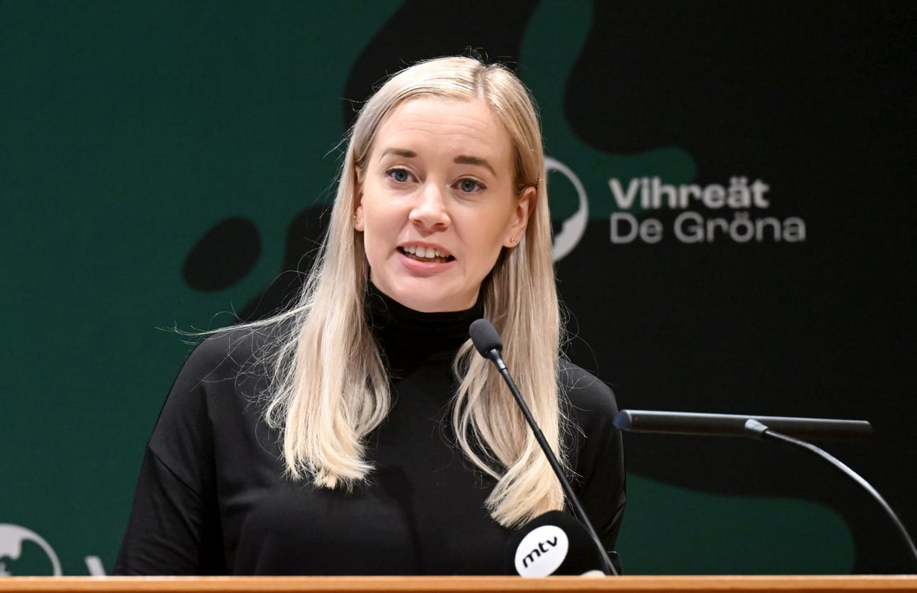 Puheenjohtaja Sofia Virta esitti kritiikkinsä hallituksen ilmastopolitiikkaa kohtaan vihreiden puoluevaltuuston kokouksessa pitämässään puheessa tänään. LEHTIKUVA / Jussi Nukari
