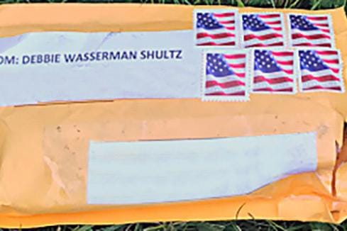 FBI:n ottama kuva kirjepommista, jollaisia oli lähetetty useisiin paikkoihin New Yorkissa ja Washingtonissa. KUVA: