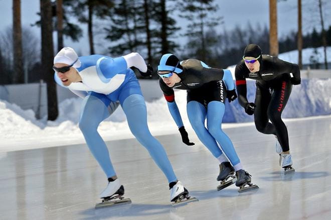 Miesten joukkueluistelussa SU otti ylivoimaisesti SM-kultaa kolmikolla Juho-Jaakko Yli-Ilkka, Jaakko Hautamäki ja Tommi Pulli. KUVAT: HEIKKI HAKANEN