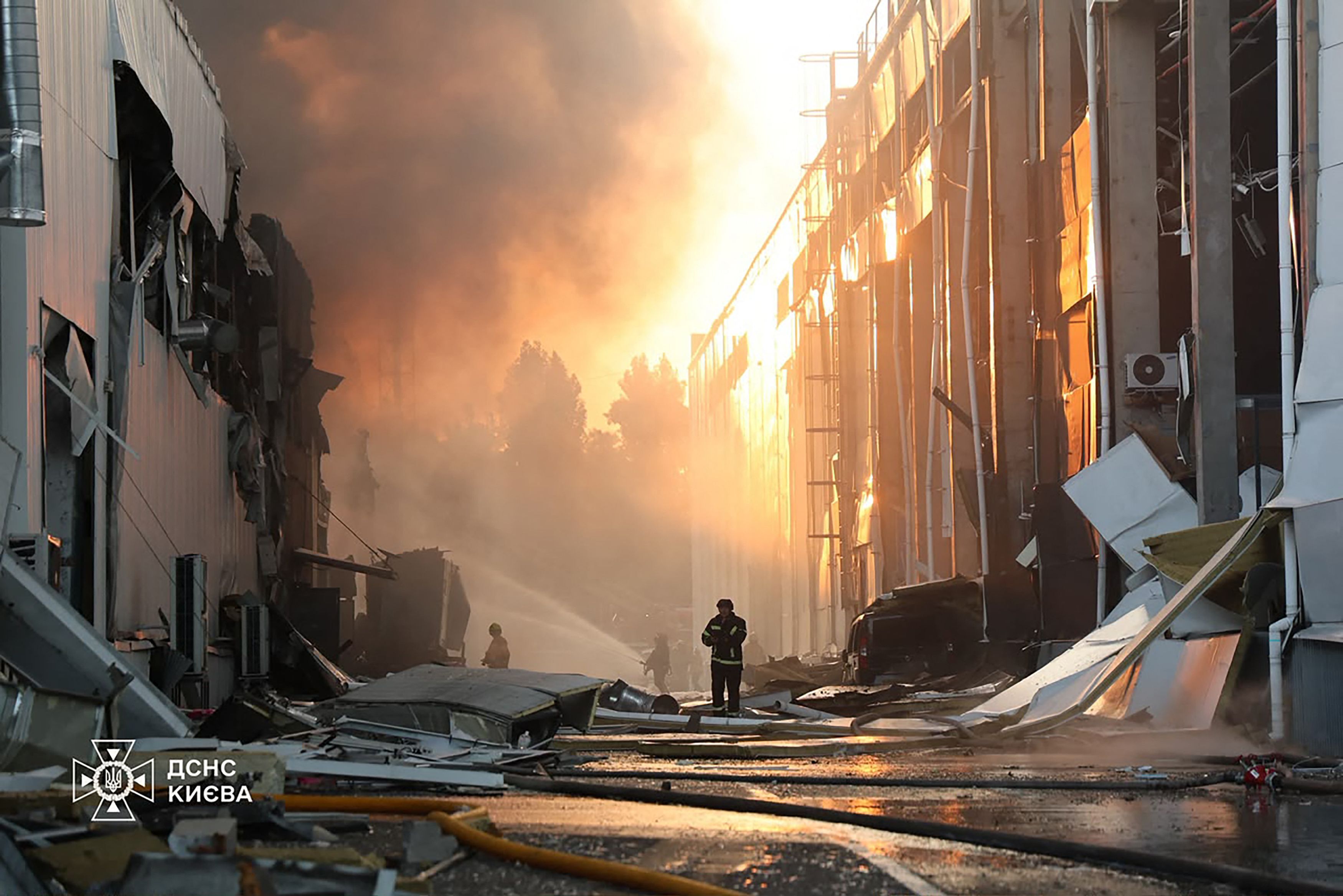https://kuvat.kaleva.media/images/v1/kalevacdn/3ymSbcVMR1o62fqHcxonLM9OBX-DiDFhBVJfszXv5GszPW-LFKi8mPcO9cuepgJOe7D-fveMNDXXEnBa0yNHtqFos1sFKGOXaEGf4176-C39nS4jI1es97MHPlRe8CZ_-yQFx8kKBGlyzx-dWJPloY8jShSobvlgh4_6tucZ_g.jpg?format=jpeg&quality=80&width=1290&height=860&mode=crop&center-x=0.4873504638671875&center-y=0.61163330078125