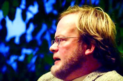 Suomen luonnonsuojeluliitton puheenjohtaja Heikki Simola oli pettynyt neuvotteluihin.