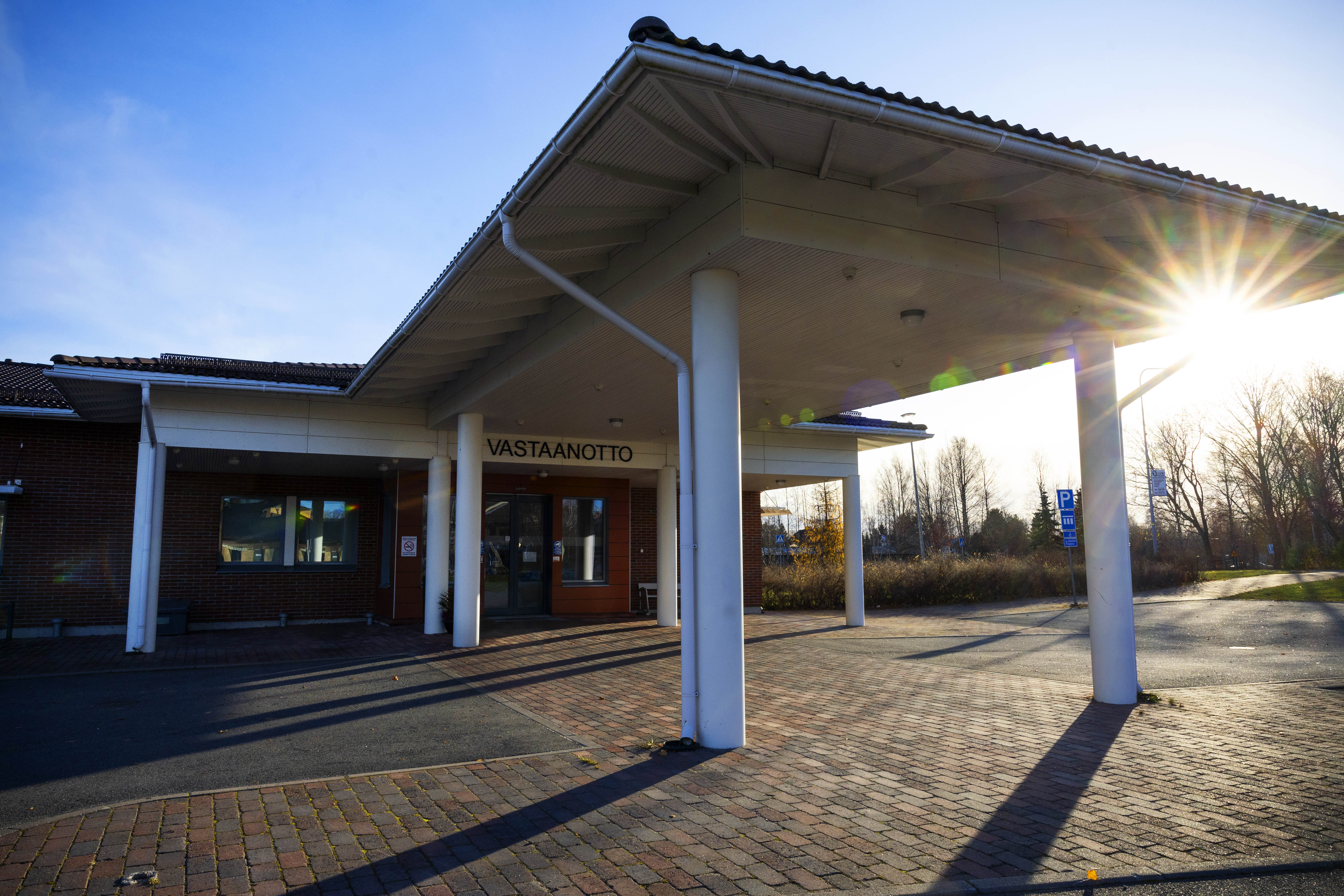 Vähänkyrön terveysaseman palveluja siirtymässä Laihialle – Vaasan keskussairaalan pysäköinti maksulliseksi