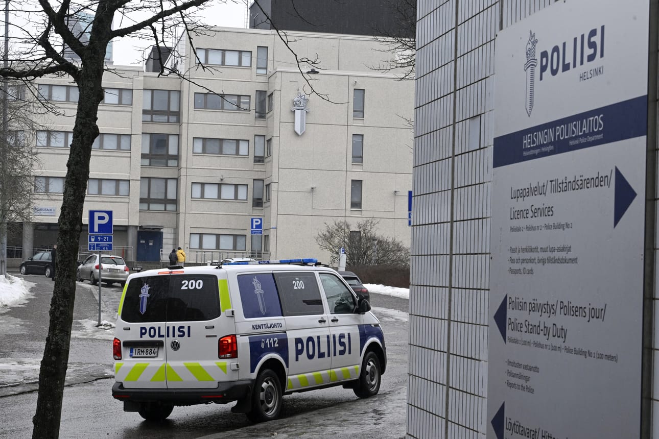 Tapon, murhan tai surman yrityksiä tilastoitiin alkuvuonna yhteensä 122. Luku on suurin koko tilaston historiassa. Vuodentakaiseen verrattuna henkirikoksen yritysten määrä kasvoi peräti kolmanneksella