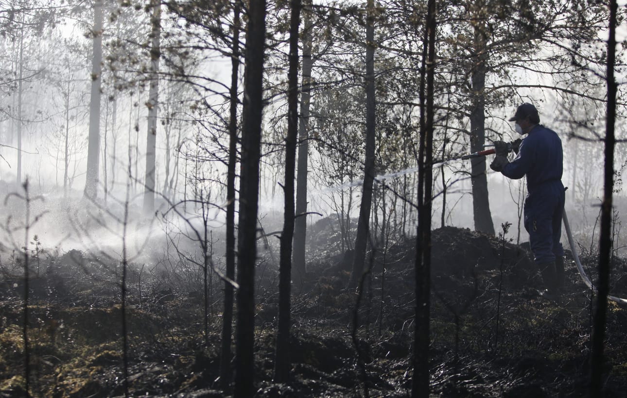 Jokilaaksojen alueella on maanantain aikana sammutettu useita maastopaloja. Kuvituskuva.