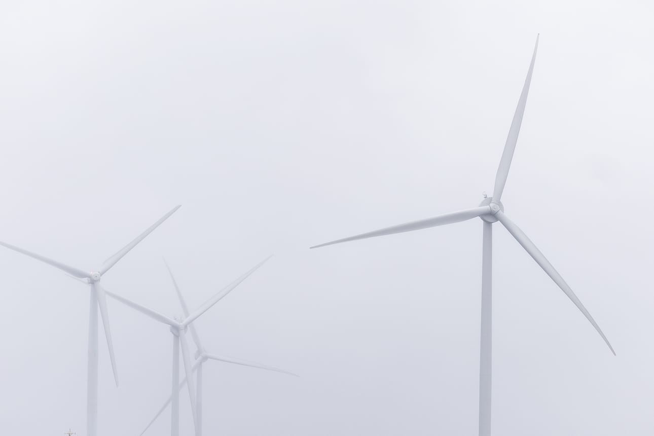 Yhtiön tavoitteena on rakentaa 20–25 tuulivoimalaa Suhangon alueelle.