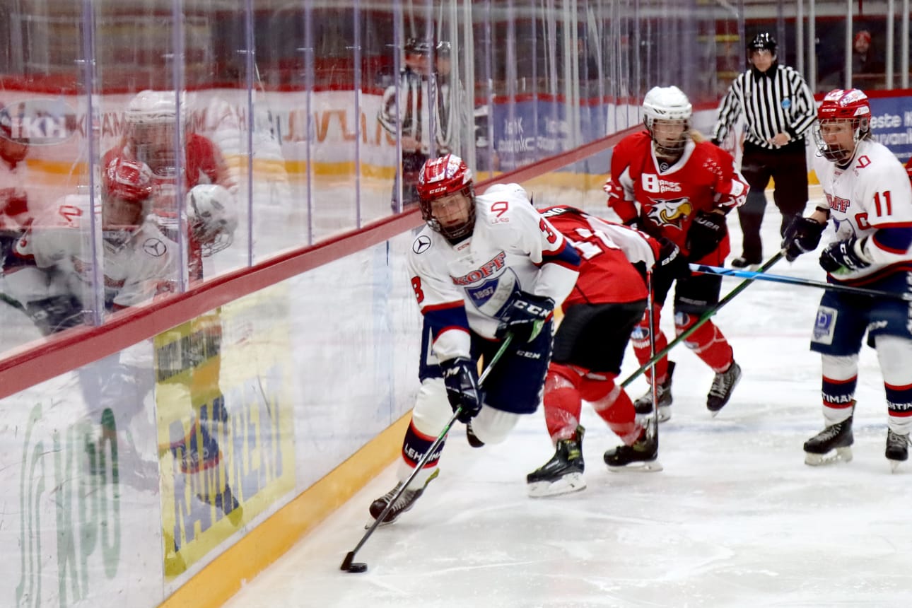 Sport-kasvatti Anni Hietaharju siirtyi HIFK:hon Tampereen Ilveksestä.