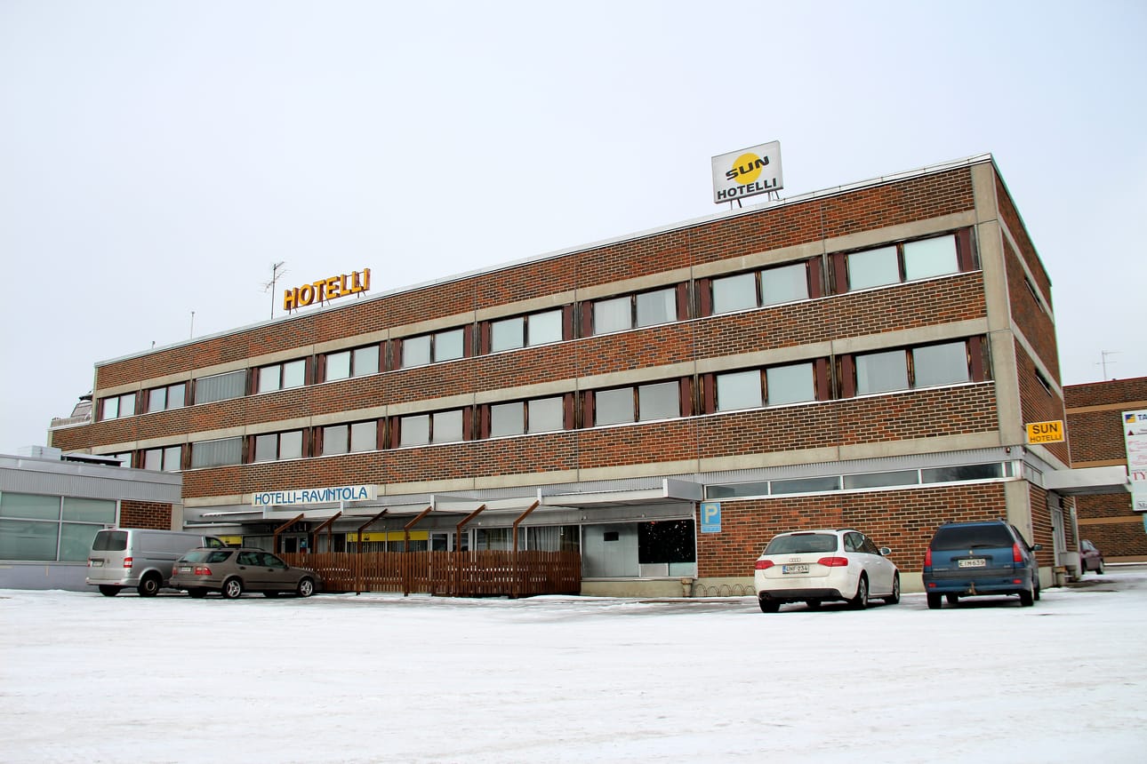 Onnikkana ja Sun-hotellina tunnetussa rakennuksessa on viimemmäksi ollut hotellitoimintaa Mesku-nimellä.