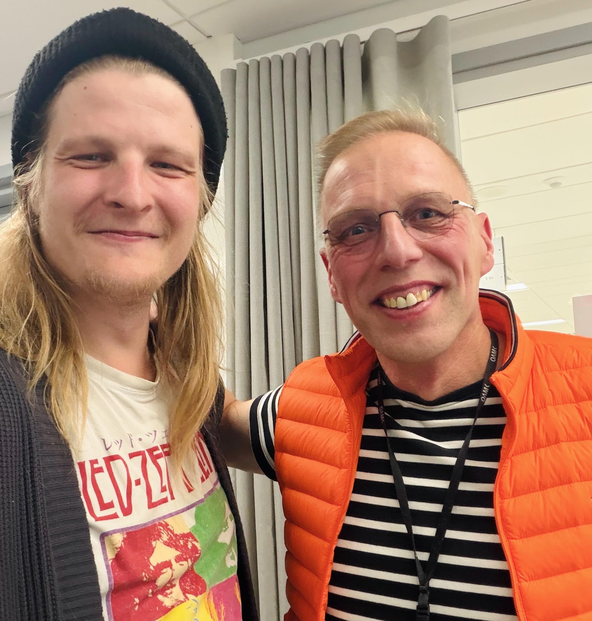 Kaupallinen yhteistyö: Jarkko Hurme opettaa matematiikkaa huumorilla höystäen
