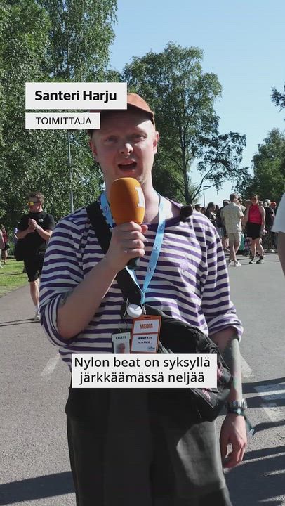Fanit lauloivat Nylon Beatin kappaleita Suomipopeilla