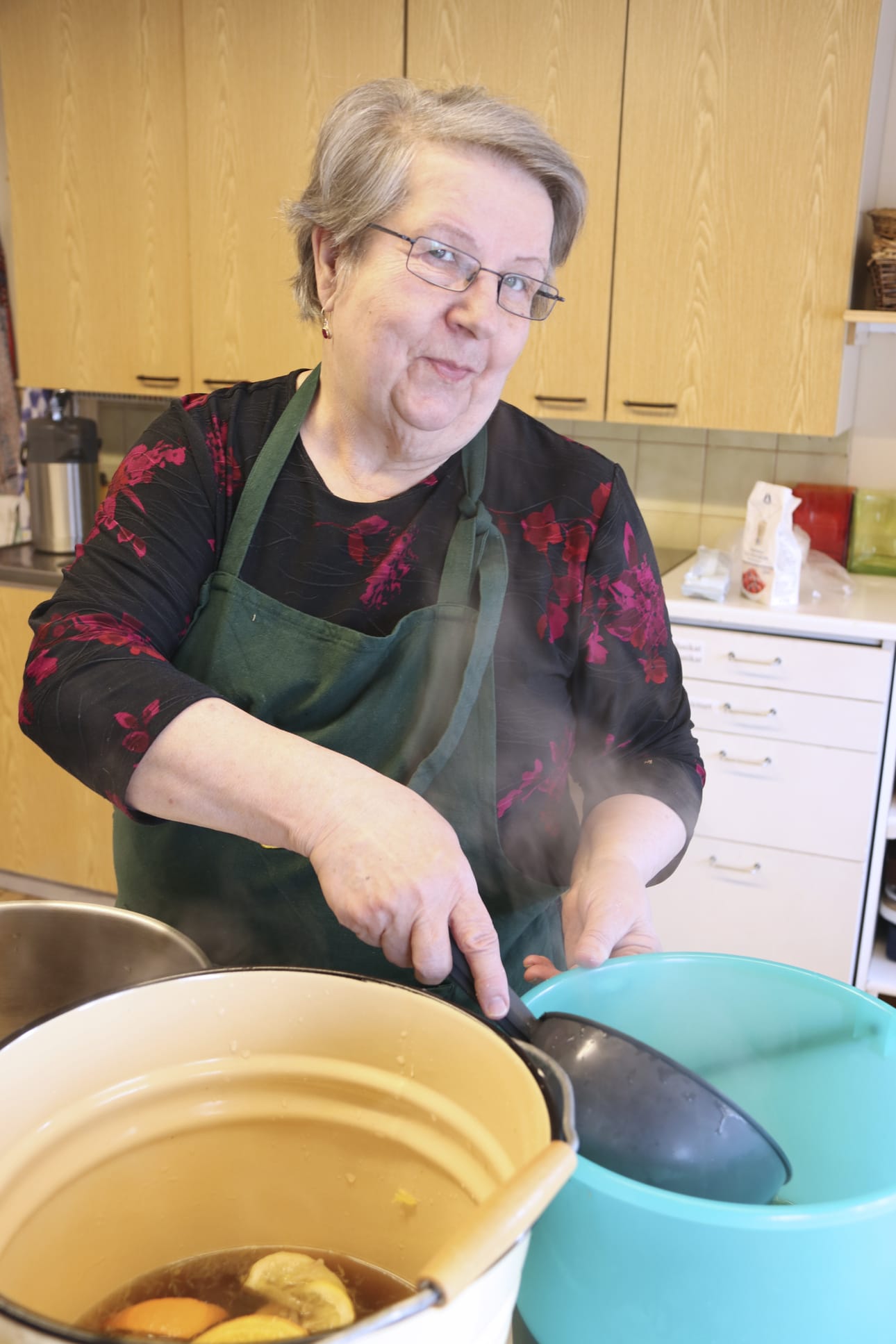 Mirja Vahera on kokenut simantekijä