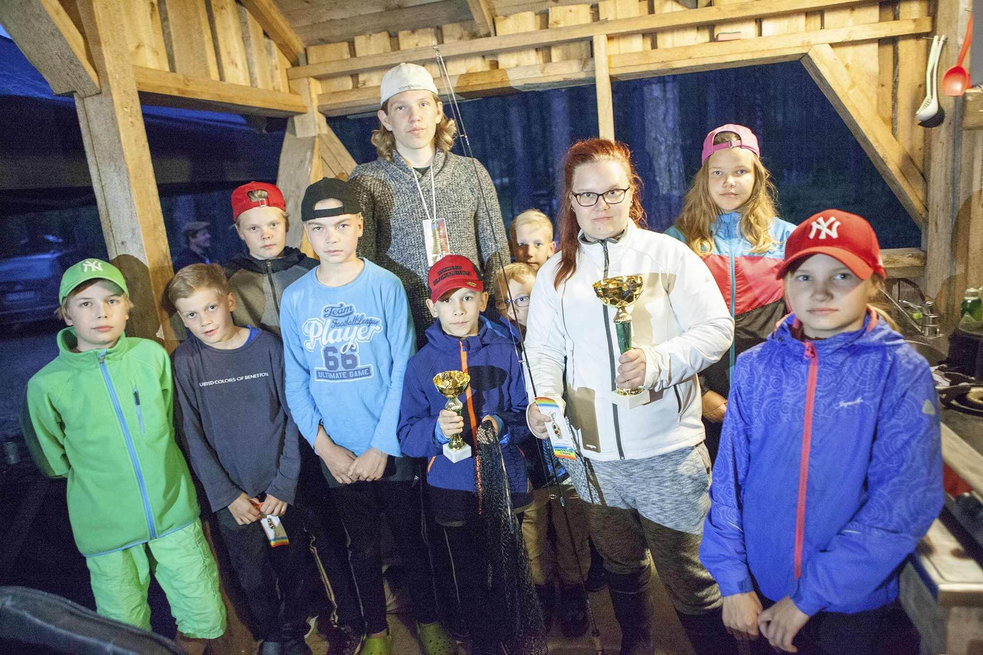 Kuusingin kalakisaan osallistui runsaasti nuoria.