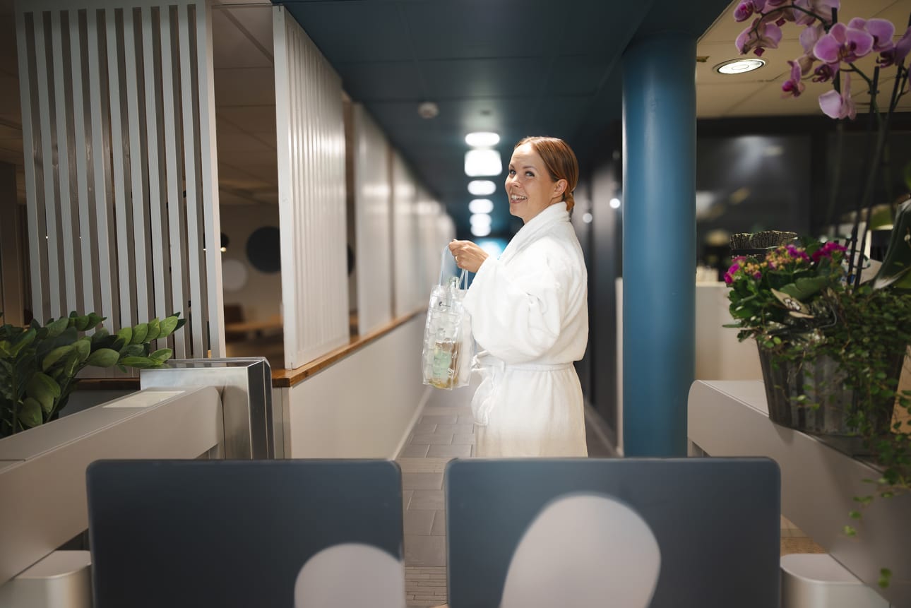 Finnish Comms Awards -kilpailun finalistityö pohjautuu Härmän Kylpylän strategiseen uudistumiseen, joka näkyy asiakkaalle konkreettisesti muun muassa Paanu-elämyskylpylänä. Myynti- ja markkinointijohtaja Emilia Alasaari sanoo Paanun kasvattaneen kävijämääriä roimasti.