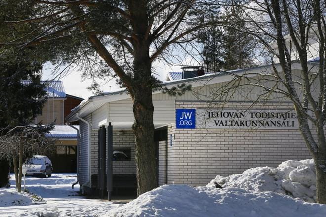 Jehovan todistajat kokoontuvat muun muassa Seinäjoella valtakunnansaliin.