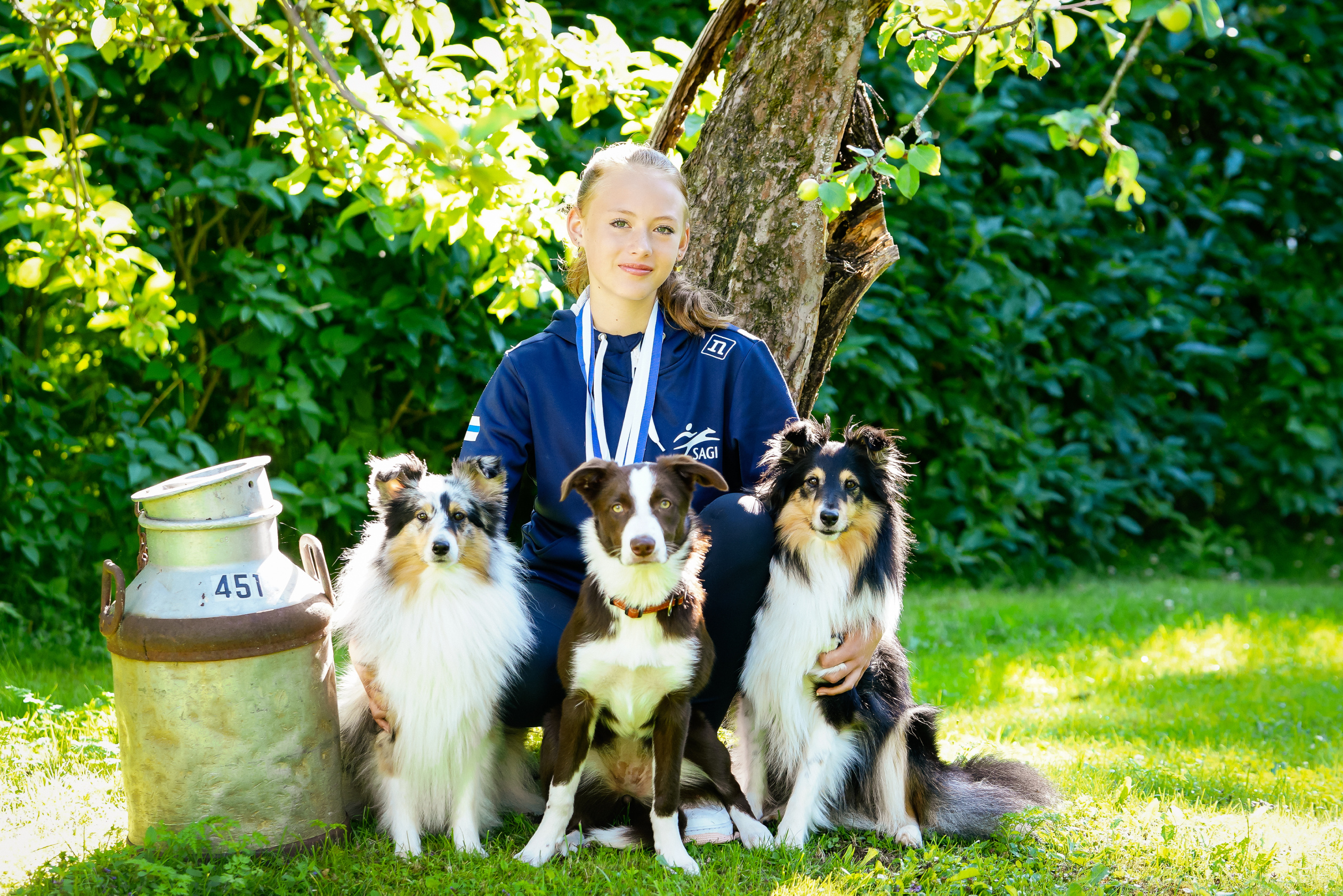 13-vuotias vaasalaisnuori Iris Niemistö kahmaisi agilityn MM-kisoista kaksi pronssimitalia