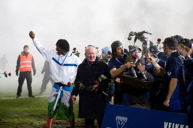 FC Inter voitti toistaiseksi ainoan Suomen mestaruutensa vuonna 2008. Seuran puheenjohtaja ja perustaja Stefan Håkans oli luonnollisesti mukana juhlatunnelmissa. KUVA: Arto Takala