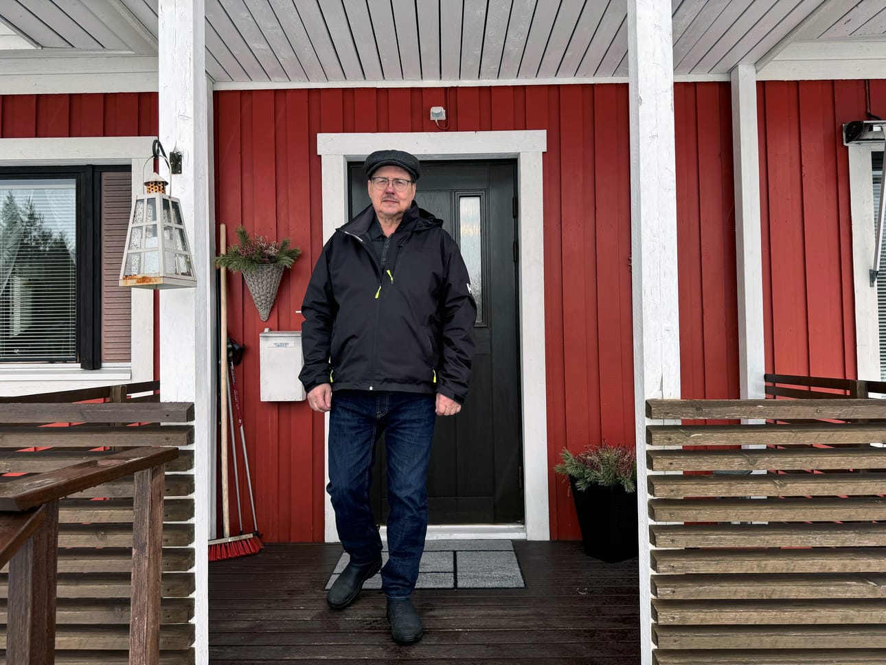 Kunnallisneuvos Hannu Roivainen on lähtenyt yhdentoista vaalikauden aikana tuhansiin kokouksiin. Vasemmistoliiton konkari sanoo asioiden kiinnostaneen, mutta hänen aikansa kuntapolitiikassa olevan nyt ohi.