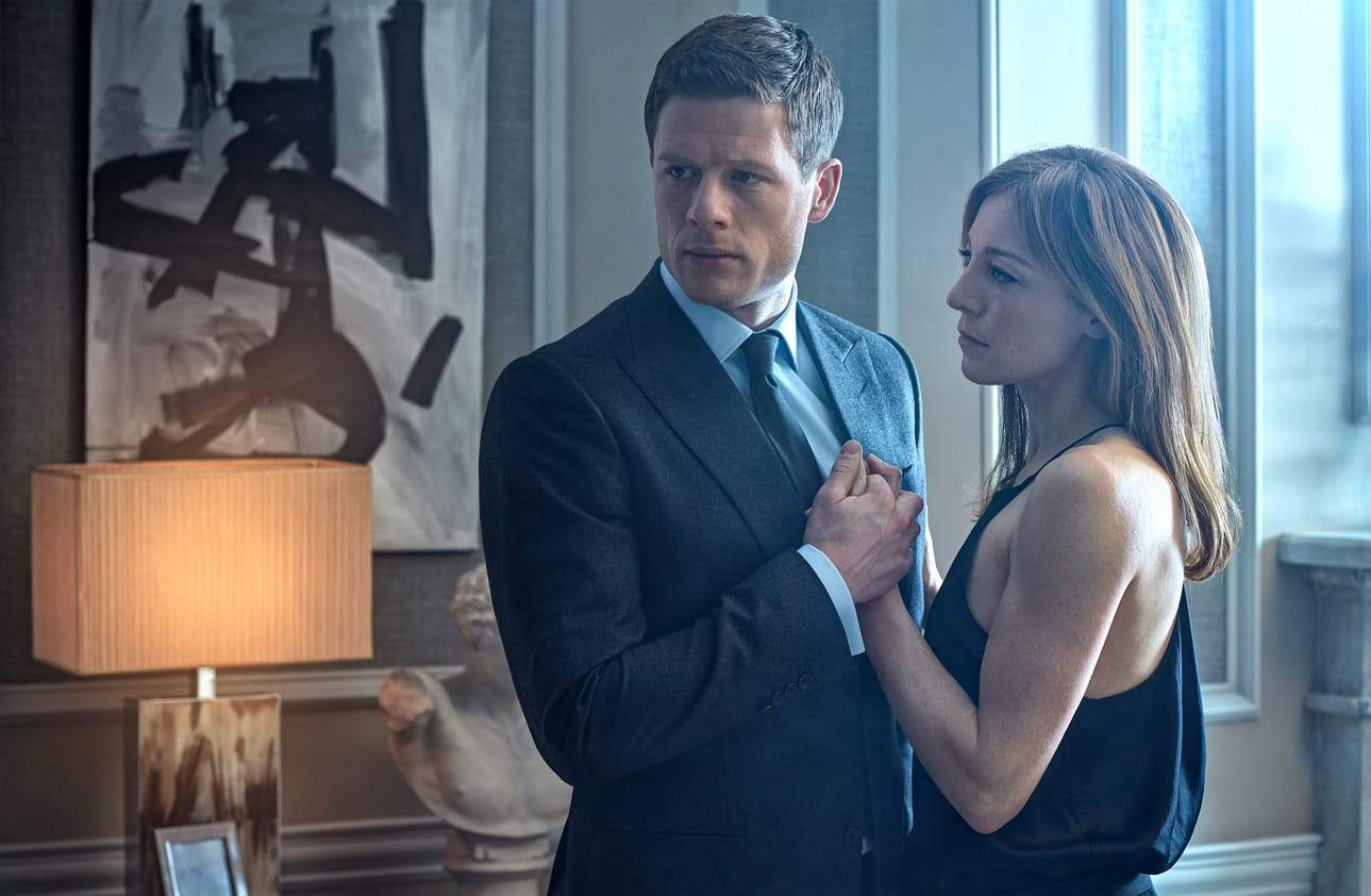 Venäläisen oligarkin poika (James Norton) tempaistaan rikollisiin bisneksiin, joita hän salailee tyttöystävältään (Juliet Rylance).