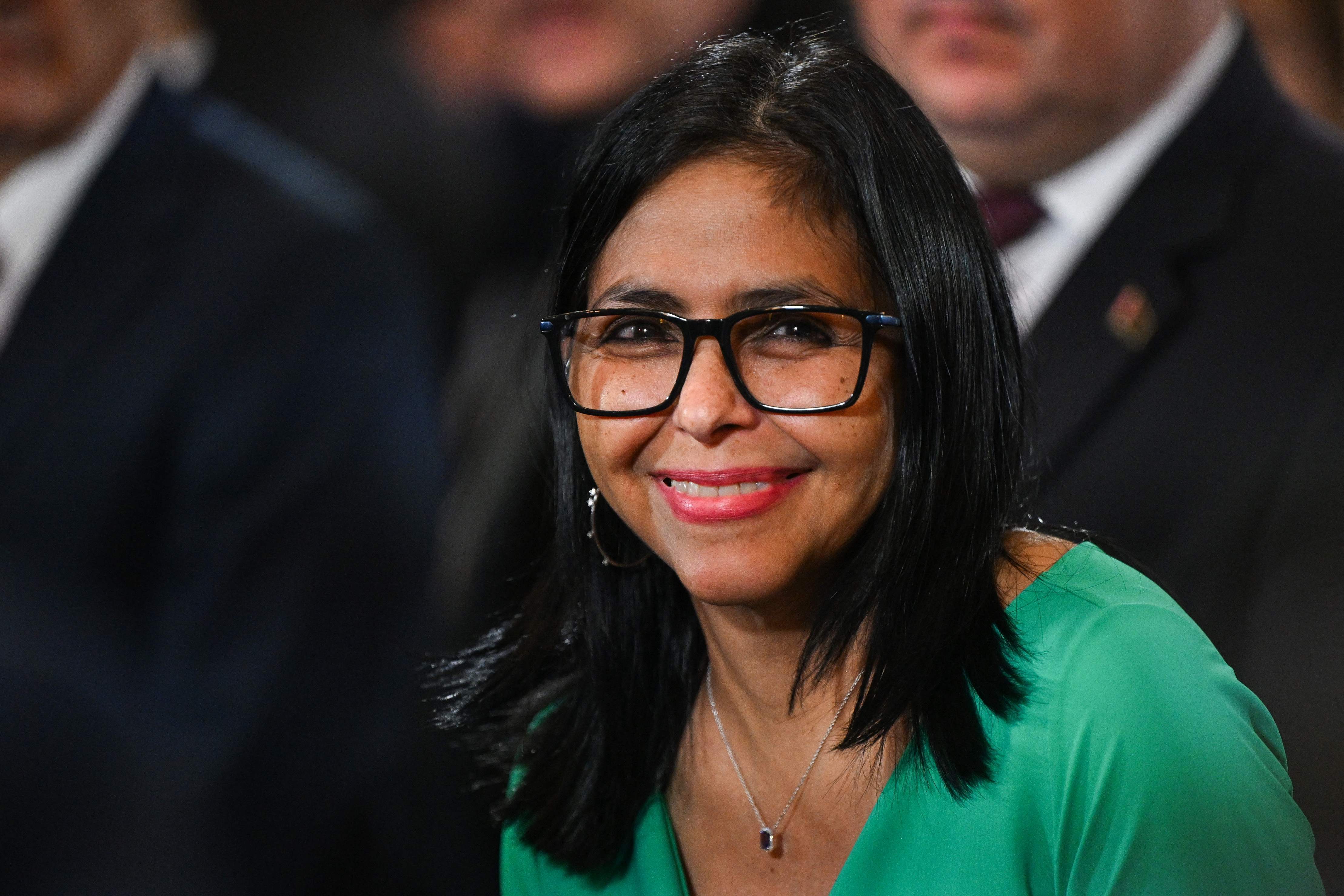 Venezuelan varapresidentti vannoi virkavalansa virkaa tekevänä presidenttinä