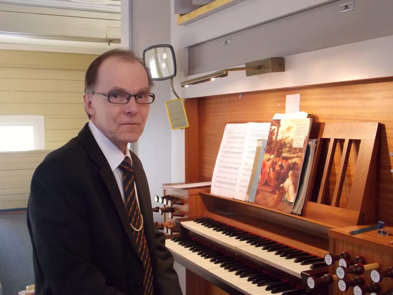 Erkki Tyni esiintyy Kuusamossa sunnuntaina.