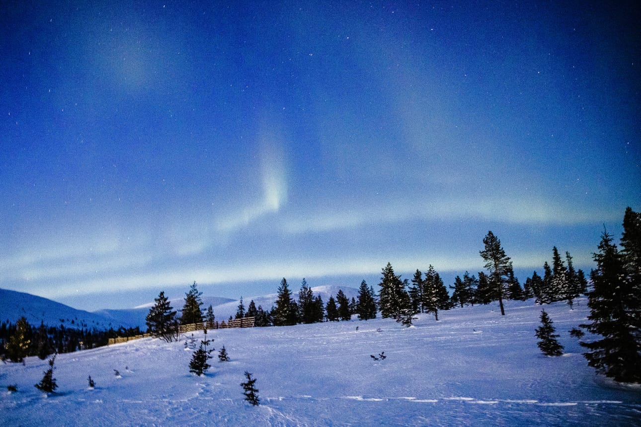 Revontulien näkemiseen on juuri nyt parhaimmat mahdollisuudet Pohjois-Lapissa.