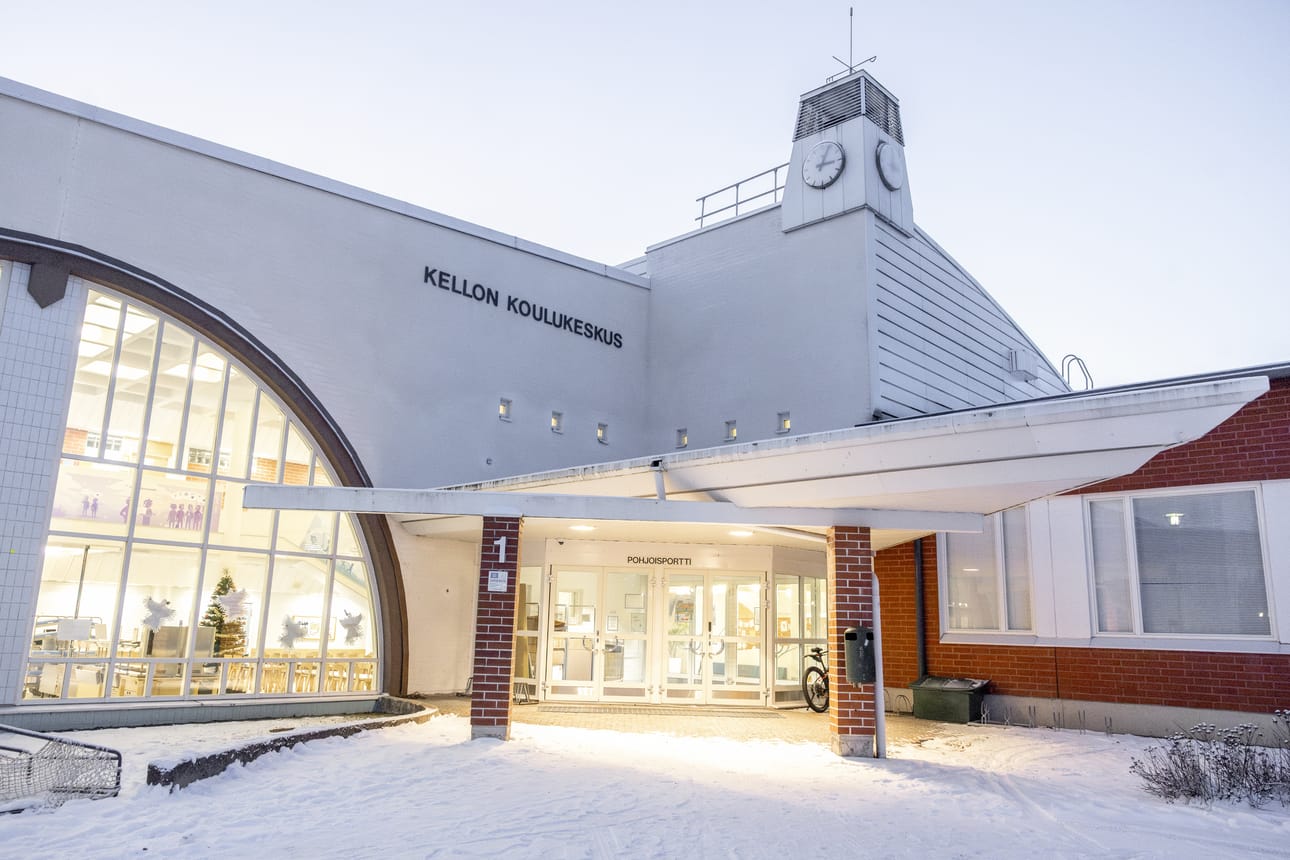 Kellon koulussa on todettu toukokuussa hinkuyskää. Rehtori Juha Heikkisen mukaan muutamia opetusryhmiä on tiedotettu asiasta. Terveydenhoitaja Katja Ojalehdon mukaan tilanne on rauhallinen. Arkistokuva.