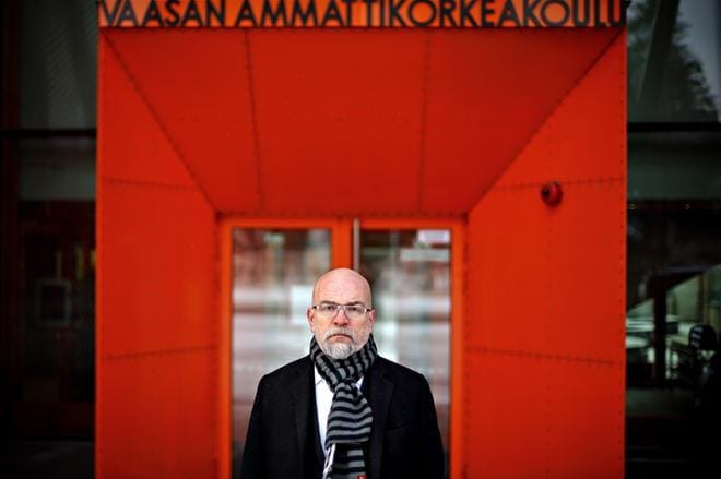 Tauno Kekäleen mukaan Vaasan ammattikorkeakoulun taloudellinen tilanne on tukala, koska valtio on vähentänyt rahoitusta. KUVA: TOMI KOSONEN