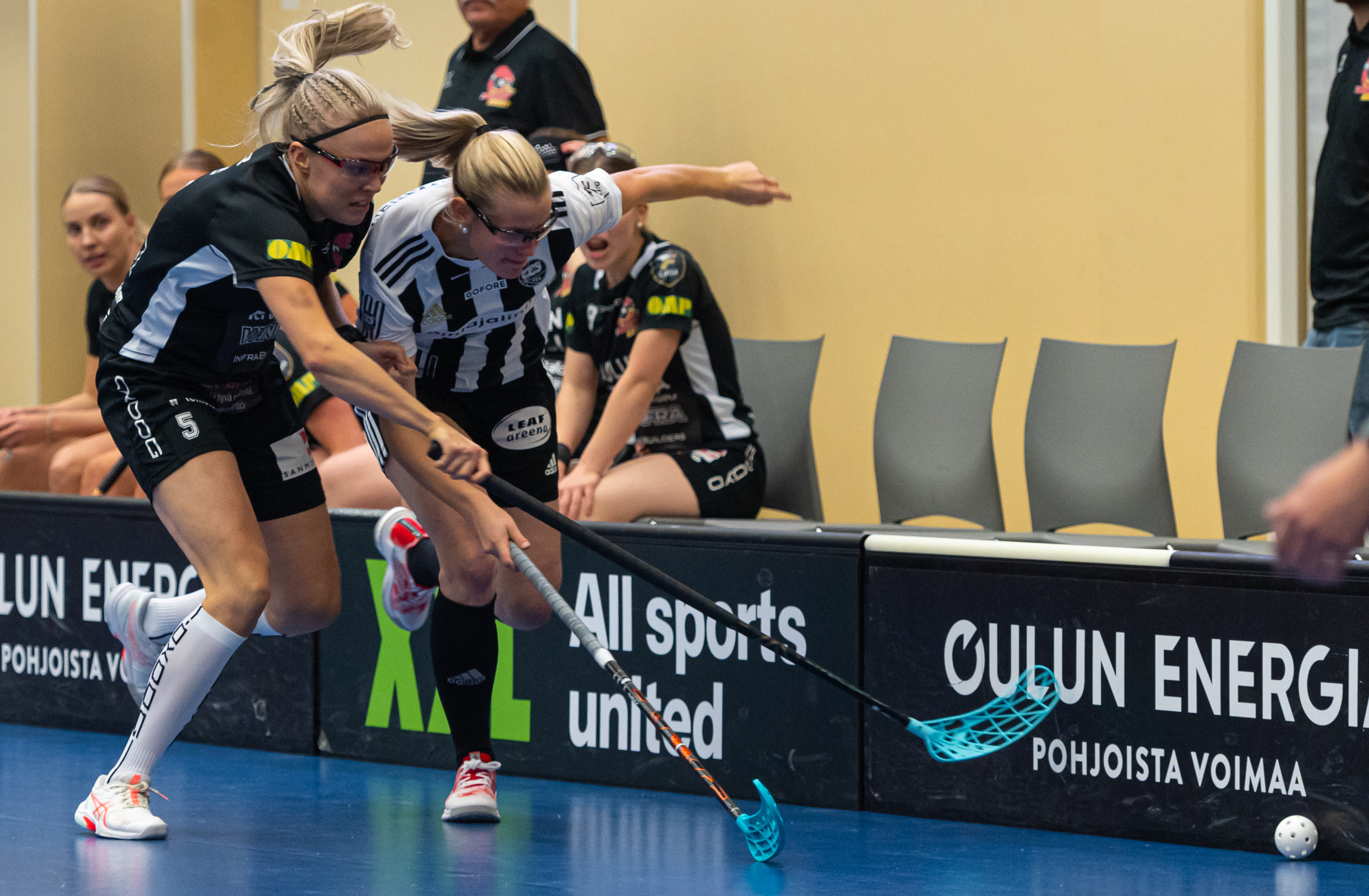 Takalinjojen sisupussi – Riina Baer, 29, on kulkenut Rankkojen Ankkojen mukana ikimuistoisen matkan 2. divisioonasta liigaan: "Olemme originaalit siltä ajalta"