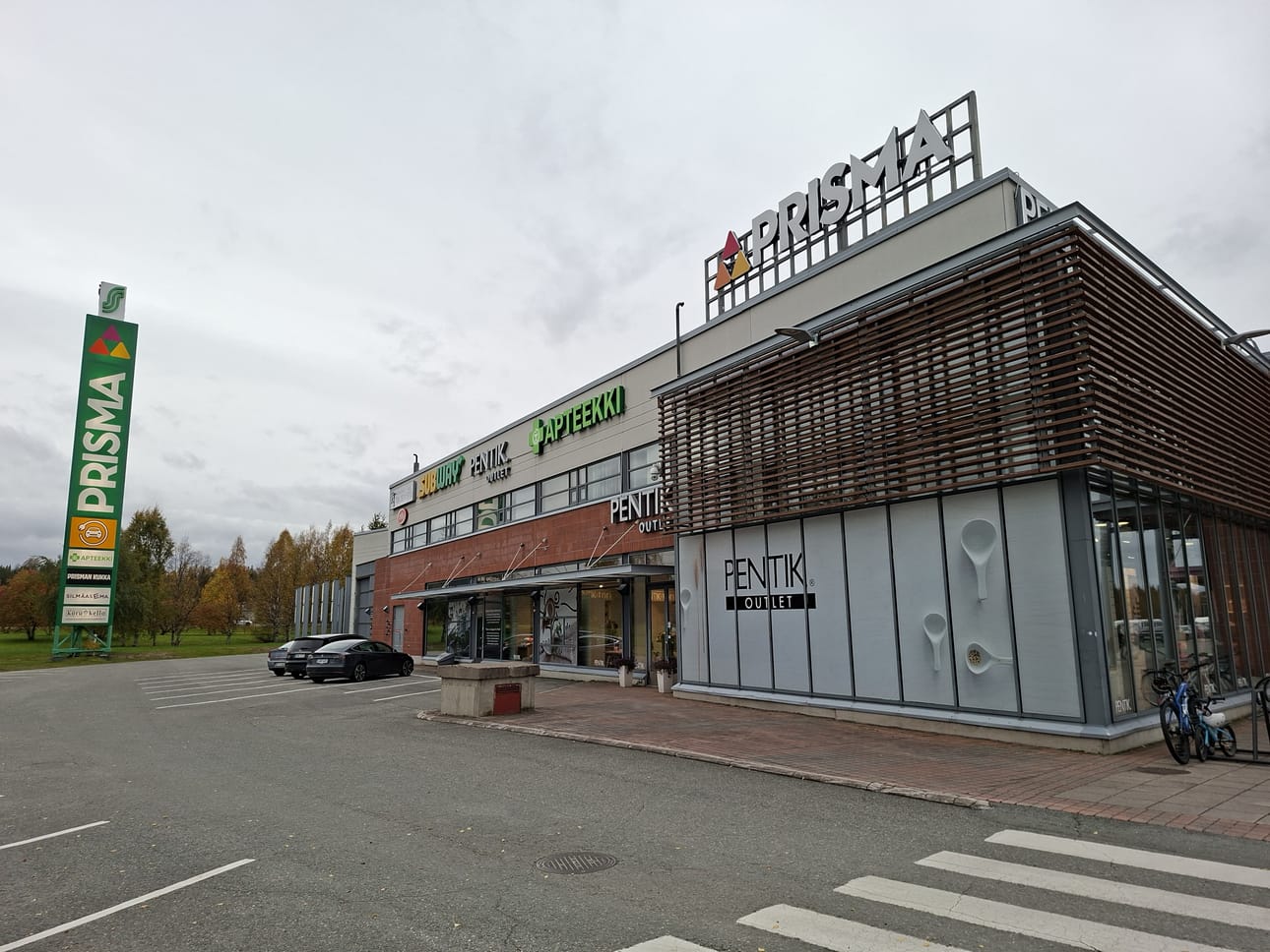 Muutosneuvottelut koskivat liikennekaupan toimialaa Kuusamossa ja Kemijärvellä sekä käyttötavarakaupan yksiköitä Kuusamossa.