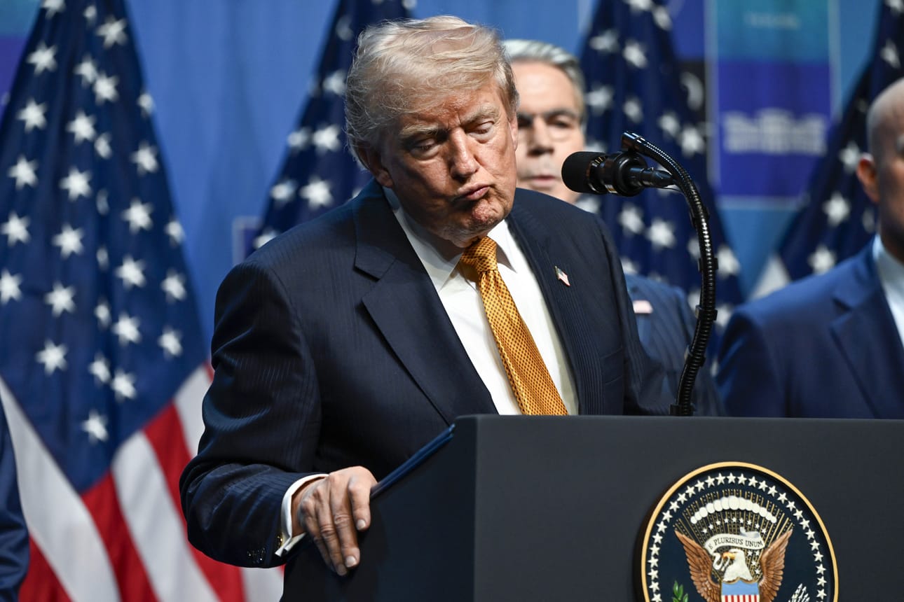 Donald Trump sanoi keskiviikkona, ettei Yhdysvaltain ja Iranin välinen aselepo ole enää voimassa.