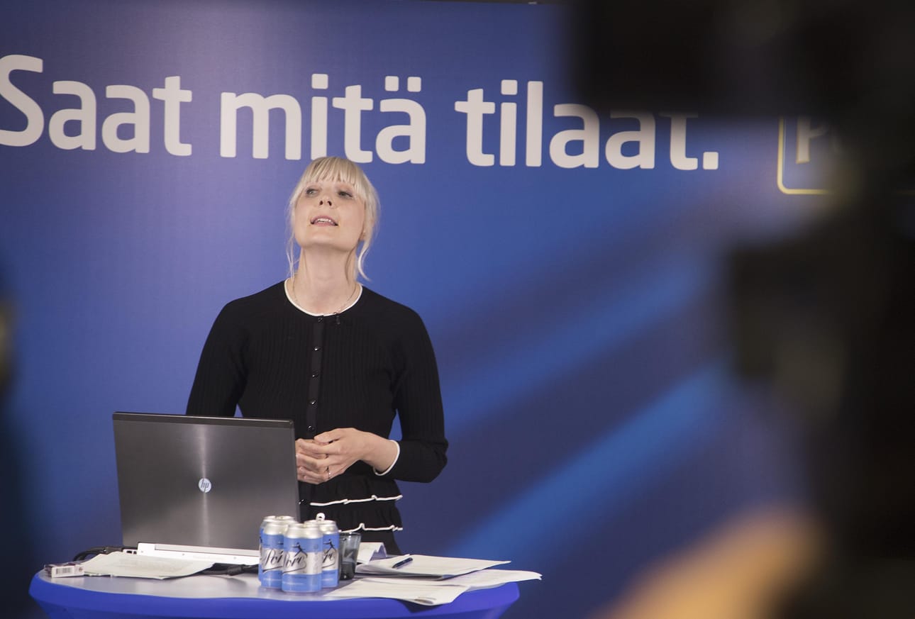 Perussuomalaisten puoluehallitus esittää Laura Huhtasaarta puolueen presidentinvaaliehdokkaaksi.