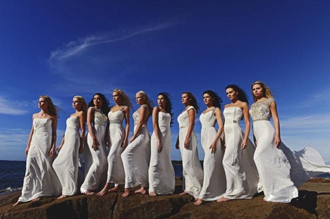 Kaikki kymmenen missifinalistia Yyterissä. Kuva: Nadi Hammouda