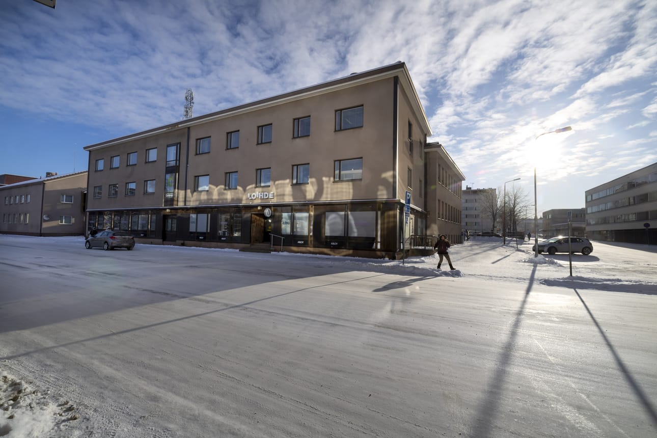 Vanha Etelä-Pohjanmaan puhelinyhtiön keskustalo sijaitsee Seinäjoella Puskantien ja Työväenkadun kulmassa. Nykyään sen omistaa Loihde.