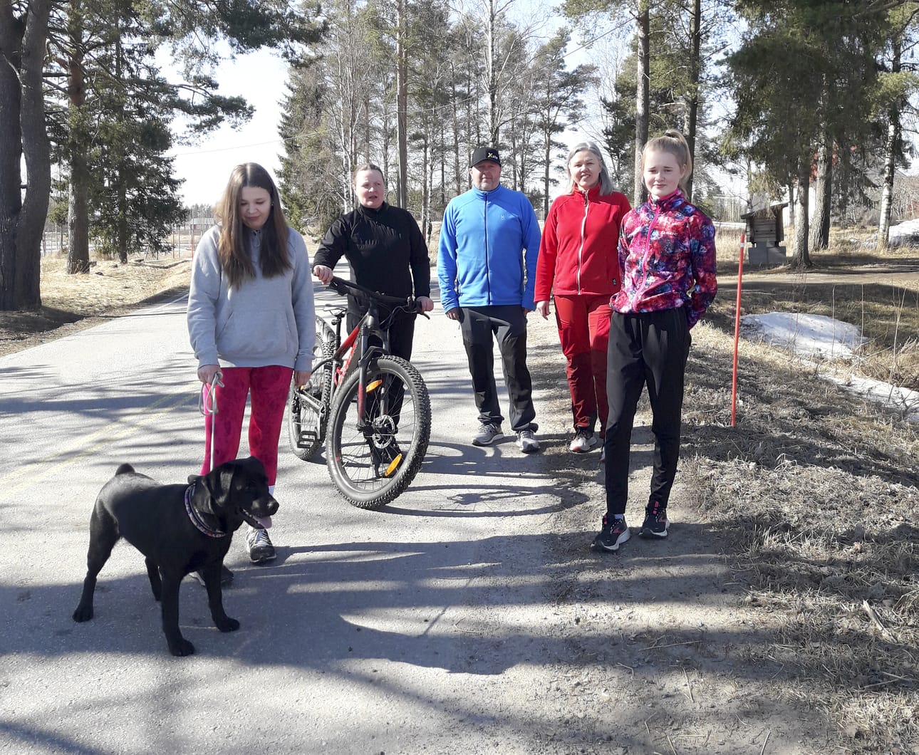 Levijoella järjestetään matalan kynnyksen liikuntatapahtuma, Sami ja Laura Kantonen ,Viola ja Ulla Takala, Vanu ja Kirsi Nelimarkka kannustavat osallistumaan.