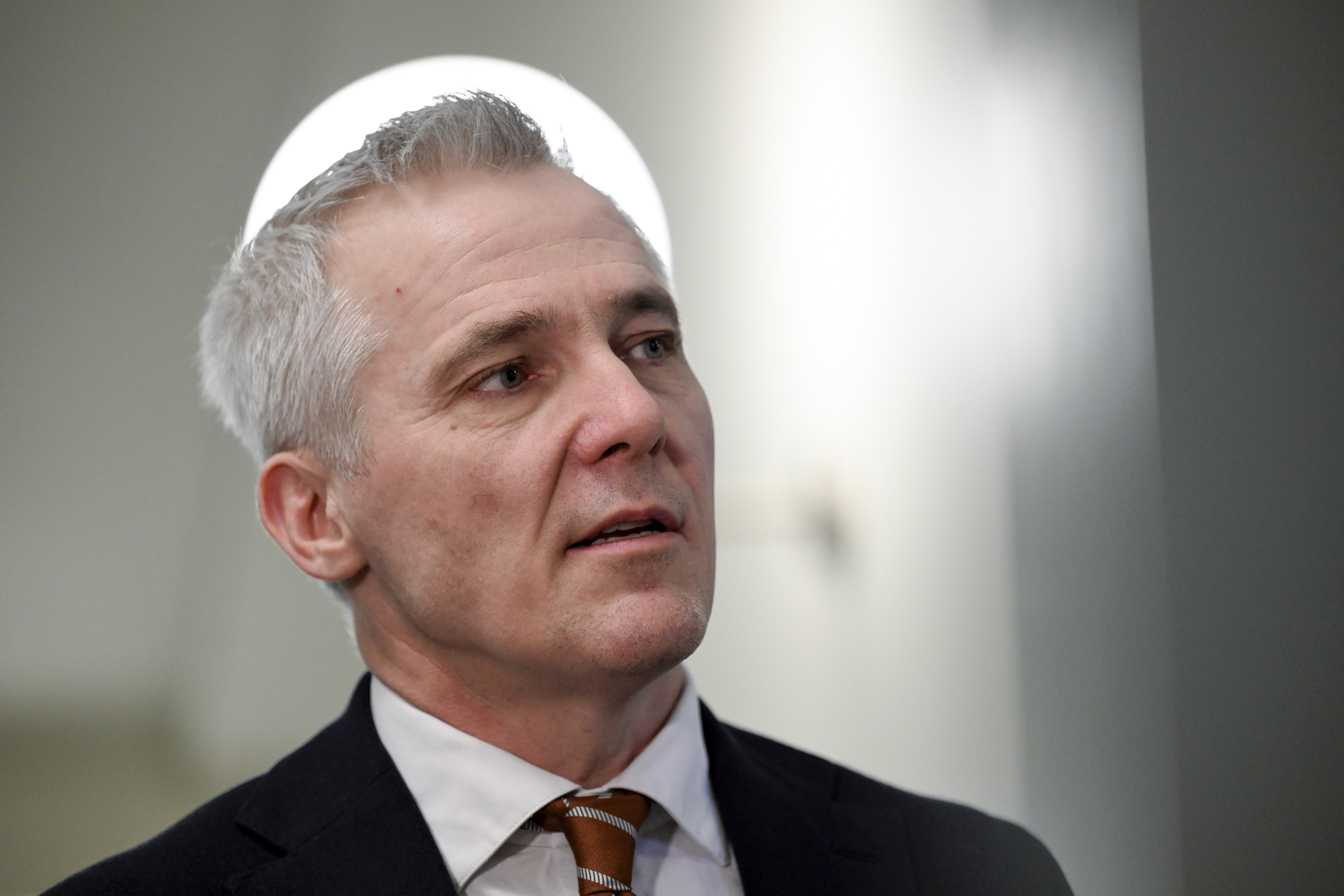 Opetusministeri Adlercreutz esitti osanottonsa Vantaan päiväkotionnettomuuden vuoksi